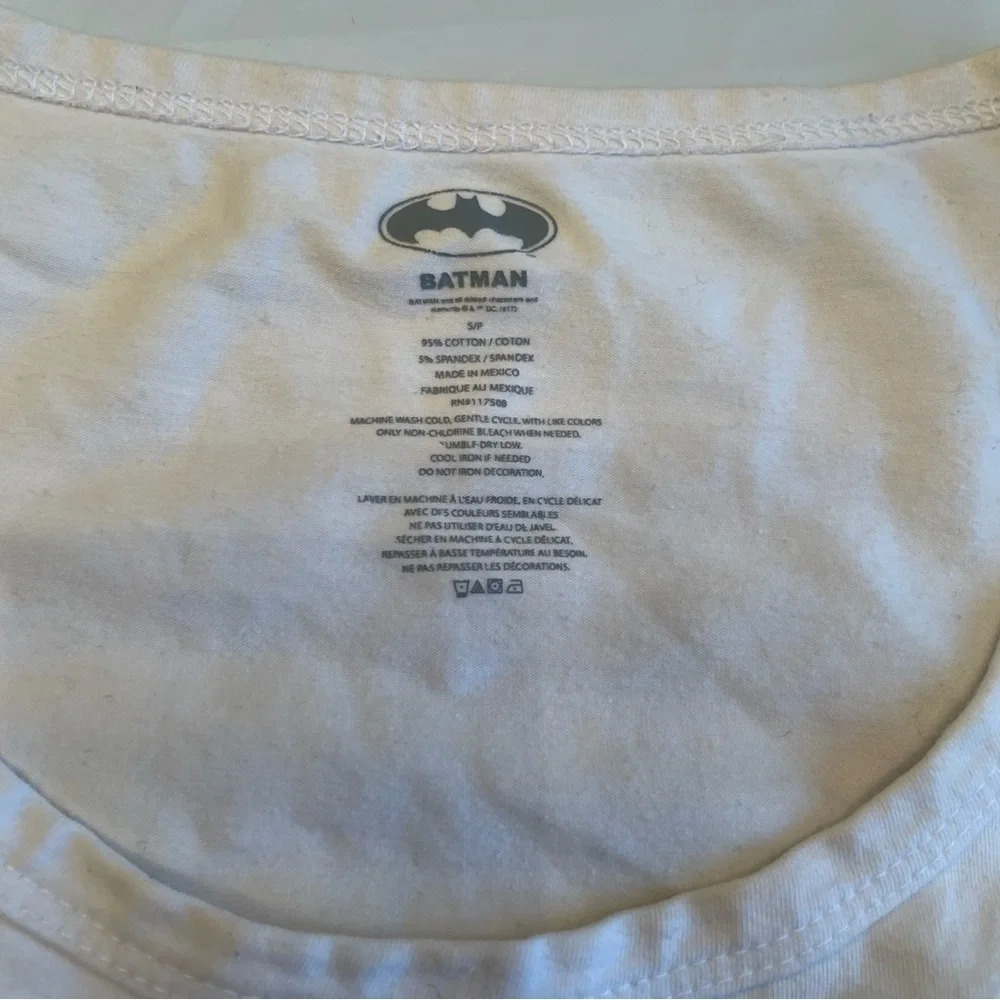 🃏Batman Brand Harley Quinn Crop Top - Woman’s Size Small ⚡ - Picture 11 of 11